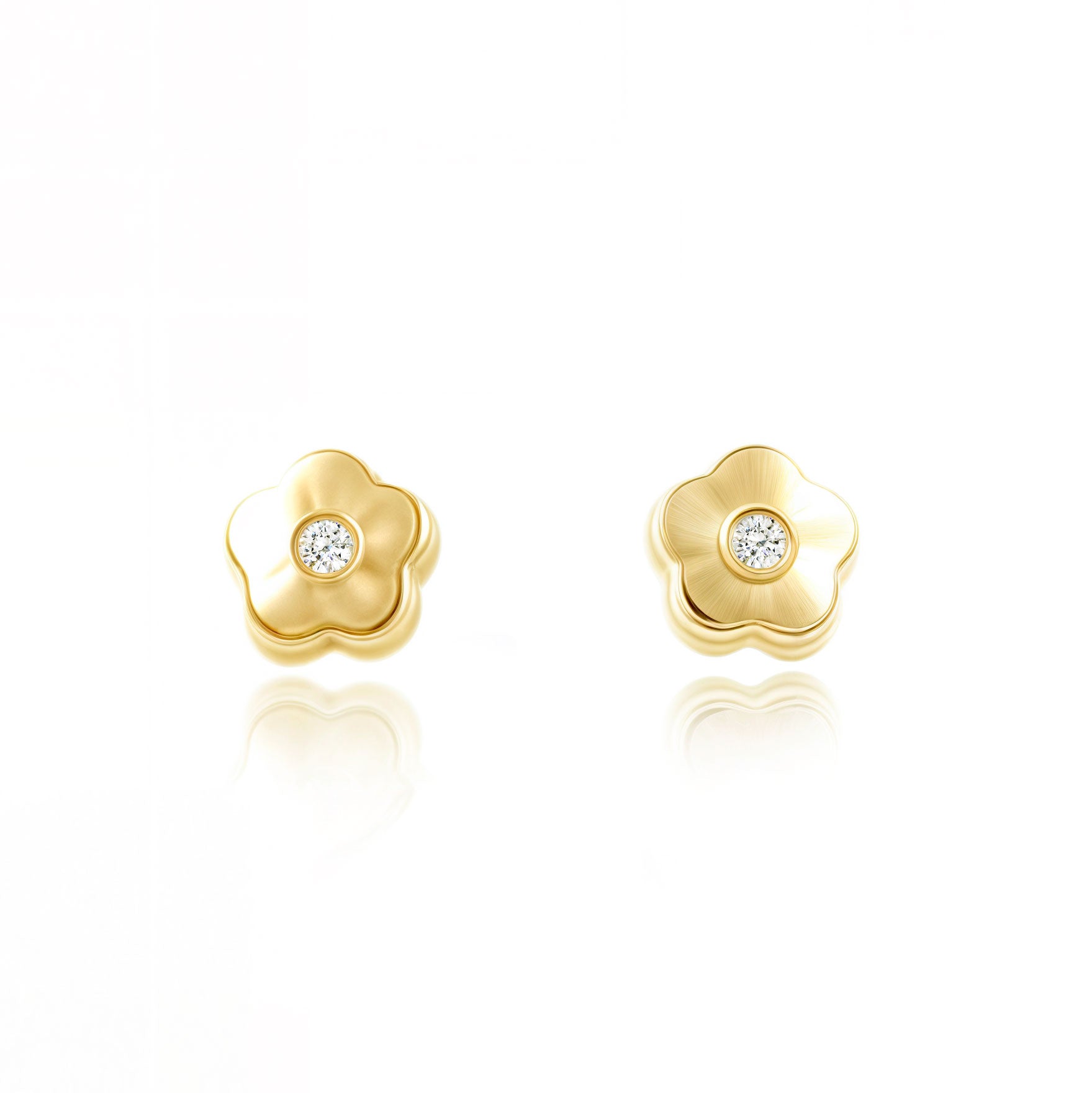 Orecchini Per Bambina/neonata Monde Petit T1729P | Oro Giallo 9 Kt (375), Forma Margherita A 7 Petali | Gioiello Delicato E Sicuro