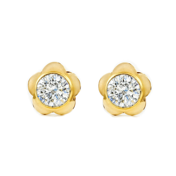 9ct Yellow Gold Daisy Flower Cubic Zirconia Earrings shine