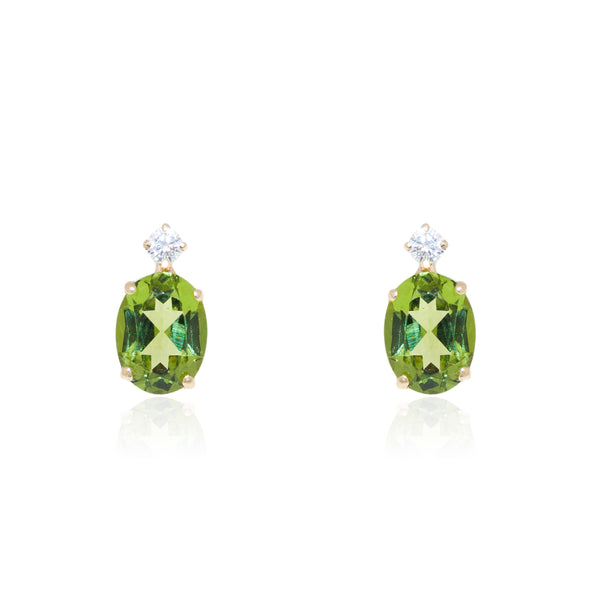 9ct Yellow Gold Oval Peridot Earrings shine